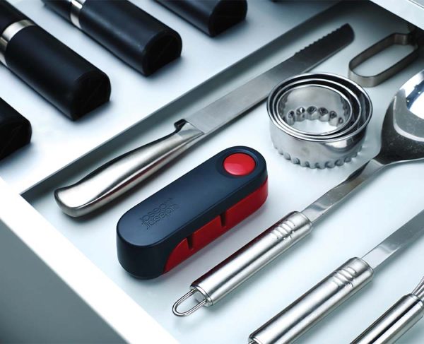 Rota? Red Folding Knife Sharpener - Image 2