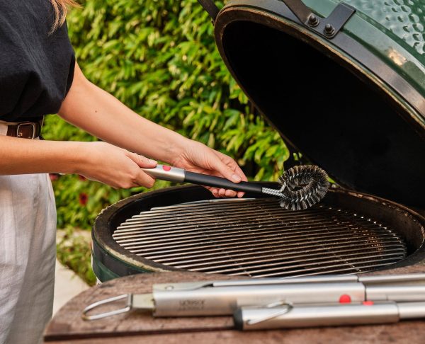 GrillOut? Stainless-Steel BBQ Cleaning Brush with Extending Handle - Image 3