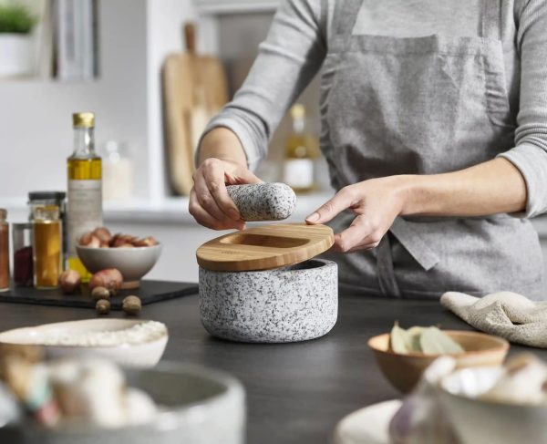Dash? Pestle & Mortar with Bamboo Lid - Image 4