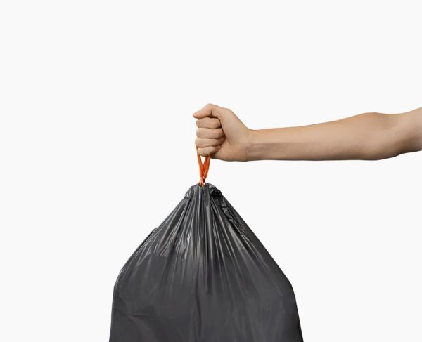 IW7 20L Gray Recycled Trash Bags - 4 pack - Image 4
