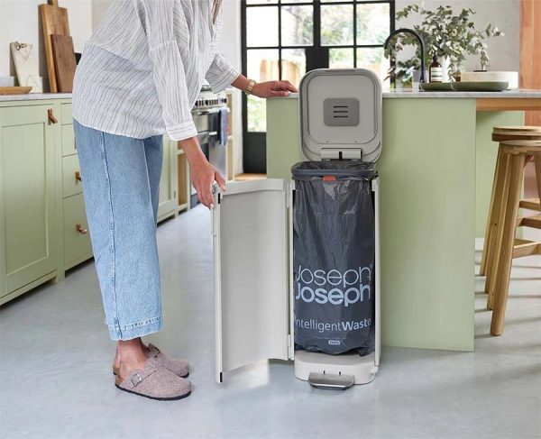 Porta? 40L Easy-empty Gray Step Trash Can Starter Set - Image 4