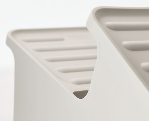 Shoe-In? Space-saving Ecru Shoe Rack - Image 4