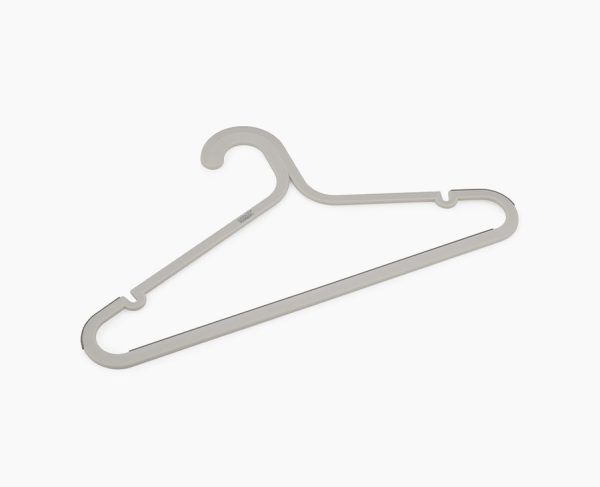 Orderly? Set of 5 Anti-tangle Ecru Clothes Hangers