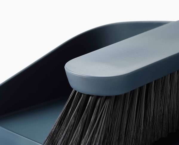 CleanStore Blue Wall-mounted Dustpan & Brush - Image 7