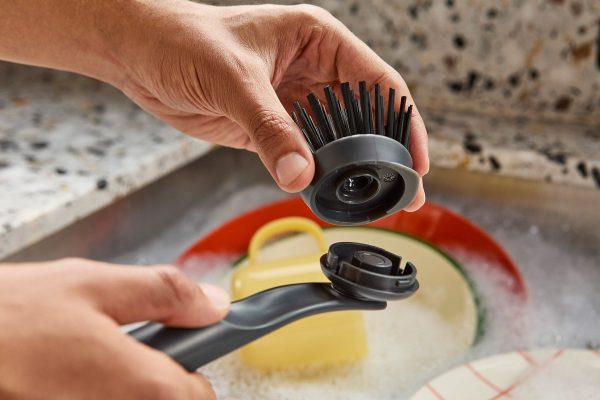 SinkTech? Dish Brush with Replacement Head - Image 3