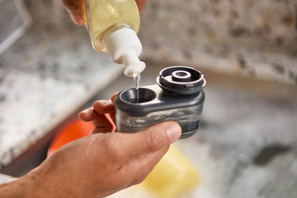 SinkTech? Compact Soap Dispensing Dish Brush with Steel Stand - Image 5