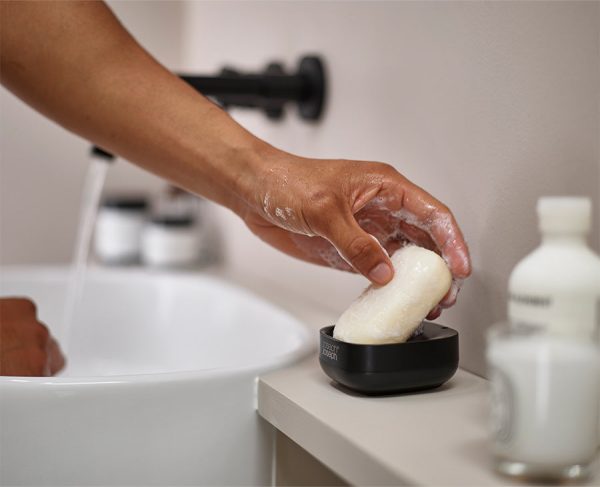 Slim? Compact Matt Black Soap Dish - Image 2