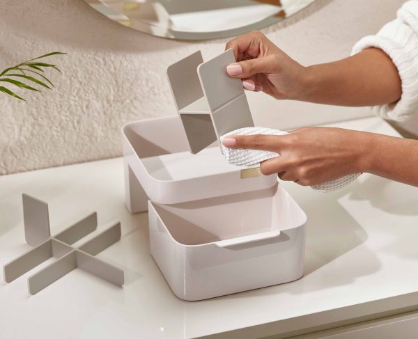 Viva Cosmetic Organizer with Drawer - Image 6