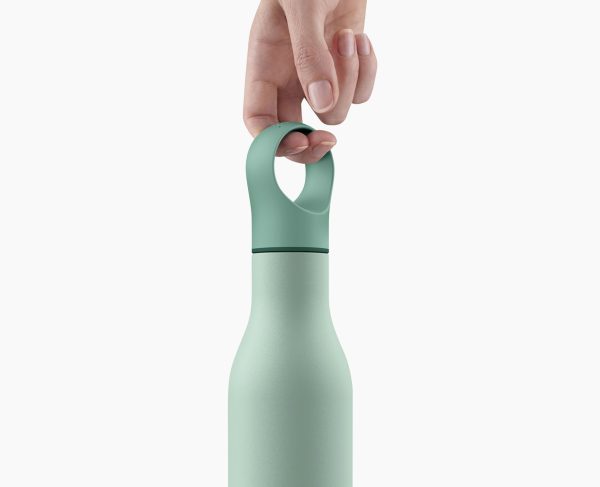 Loop? 500ml Stainless-steel Green Vacuum Insulated Water Bottle - Image 4