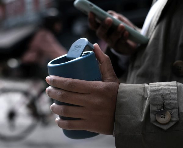 Sipp? Blue Travel Mug with Hygienic Lid 340ml - Image 2