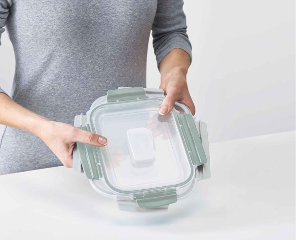 Nest? Lock 10-piece Green Food Container Set - Editions - Image 6