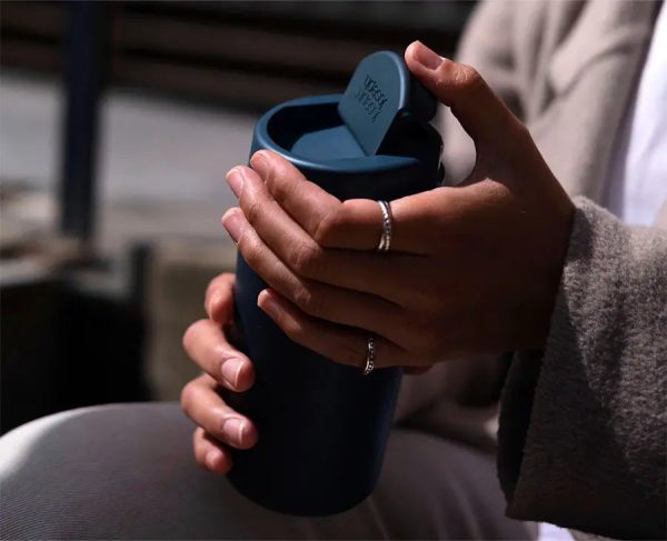 Sipp? Blue Travel Mug Large with Hygienic Lid 454ml - Image 2