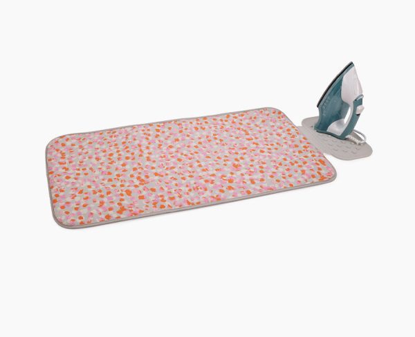 Swift? Table-top Peach Ironing Mat