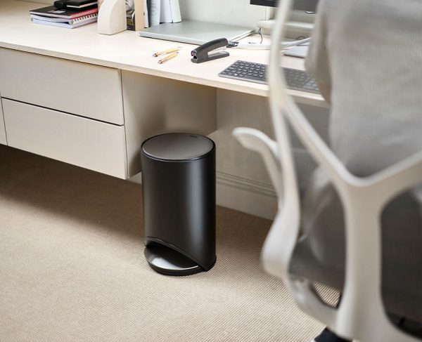 Arc? 10L Easy-push Matt Black Pedal Trash Can - Image 2