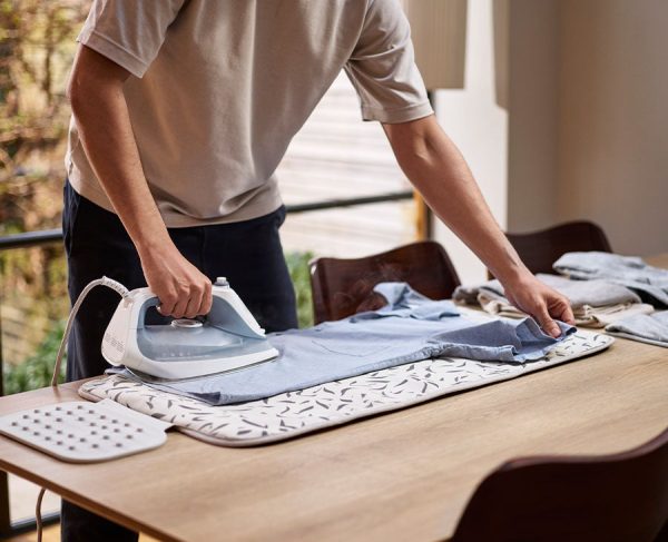 Swift? Table-top Ecru Ironing Mat - Image 2